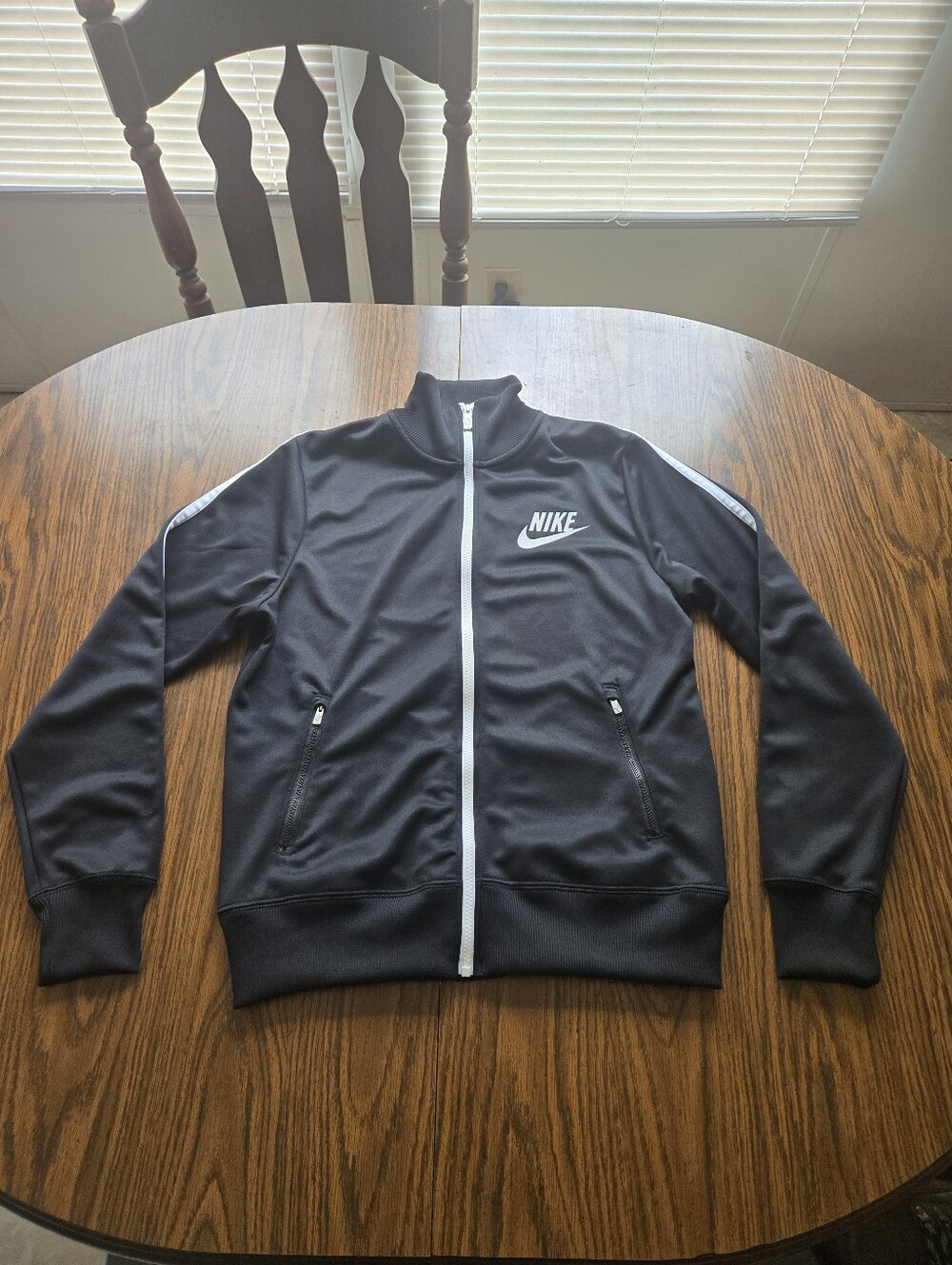 Nike Sportswear Zip-Up Light Jacket